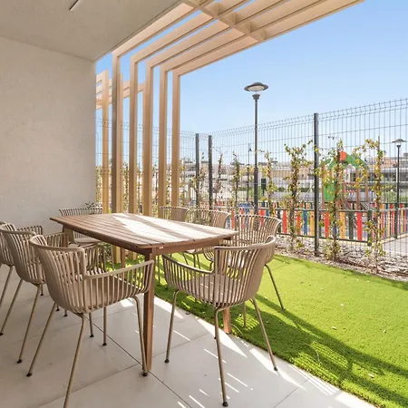 Lovely Evergreen Apartment *