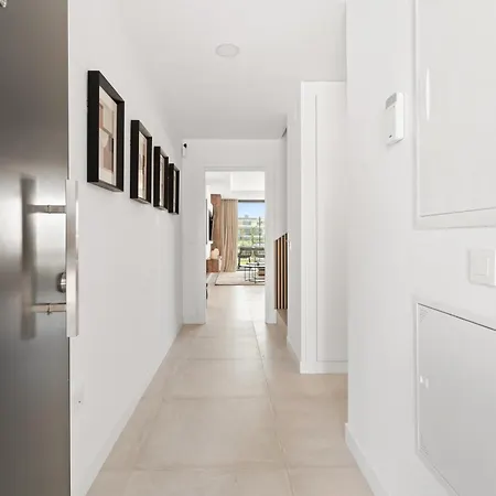Apartamento Lovely Evergreen Málaga