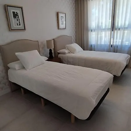 Lovely Evergreen Apartment *