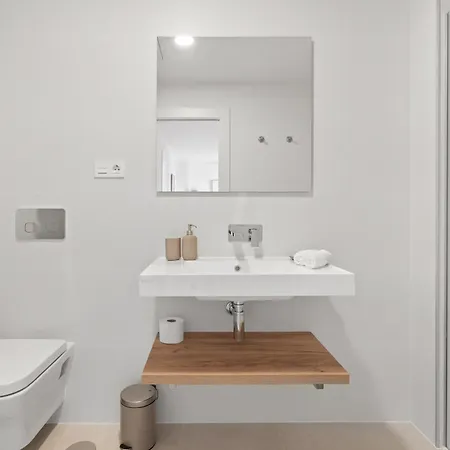 Lovely Evergreen Apartment Malaga